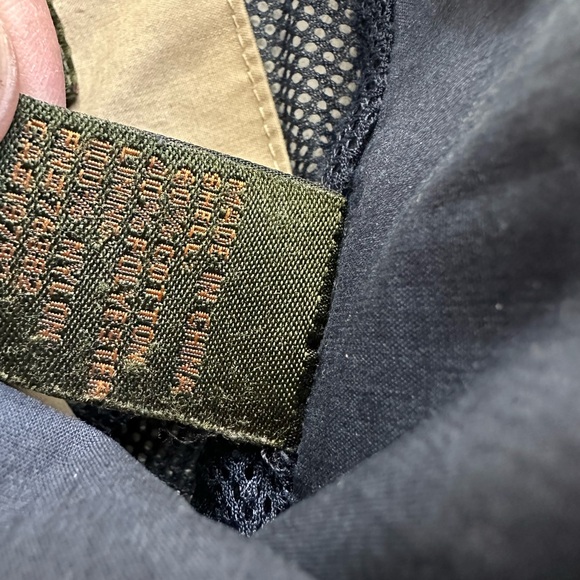 Timberland Men's Tan Windbreaker with Navy Accents - Picture 9 of 12